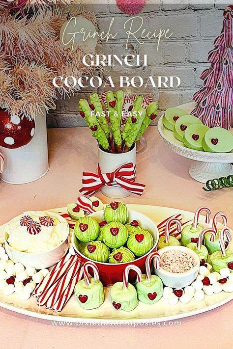 Grinch Charcuterie, Grinch Cocoa, Cocoa Board, Grinch Snack, Christmas Hot Chocolate Bar, Charcuterie Party, Grinch Cookies, Christmas Tree Decorations Ribbon, The Grinch Movie