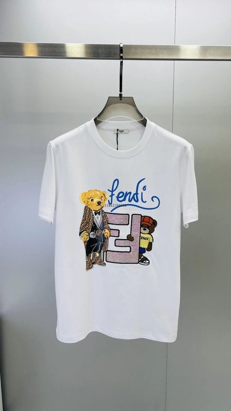 Fendi Tshirt Men, Fendi Tshirt, Baby Boy Outfits Swag, Boys Tshirt, Tshirt Printing, Gallery Dept, Tshirt Men, Mens Luxury Fashion, Night Suit