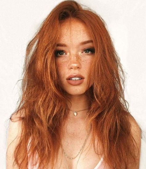 Riley Rasmussen, Beautiful Freckles, Red Haired Beauty, Ginger Hair Color, Copper Hair Color, Beautiful Red Hair, Ginger Girls, Long Red Hair, Messy Hair