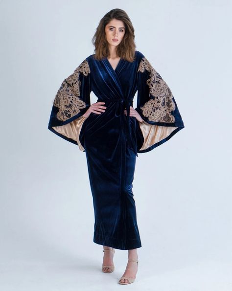 KÂfemme Blue Glorious Velvet Kimono | Verishop Fancy Robe, 1920s Inspired Dresses, Fancy Robes, White Bridal Robe, Titanic Dress, Velvet Dressing Gown, Bridesmaid Dress Shoes, Dresses Western, Luxury Robes