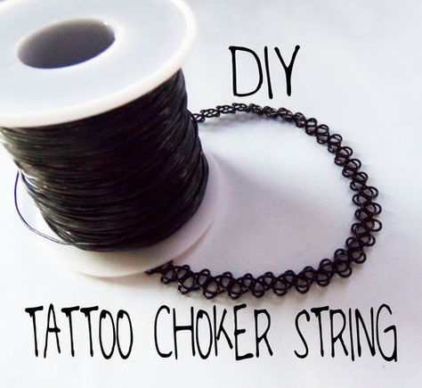 DIY Tattoo Choker String String Necklace Diy, Grunge Diy, Diy Choker Necklace, Diy Statement Necklace, Emo Accessories, Diy Choker, String Necklace, Tattoo Choker, Fashion Grunge