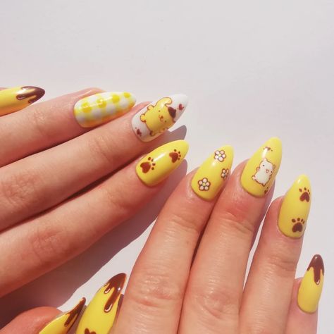 Pompompurin Nails Design, Pompompurin Nail Art, Pom Pom Purin Nails, Gudetama Nails, Pompompurin Nails, Cartoon Nail Art Designs, Oval Acrylic Nails, Sanrio Pompompurin, Kawaii Nail Art