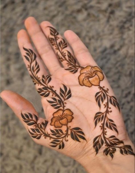 Small Mehendi, Palm Mehendi, Hina Design, Henna Mendhi, Henna Hands, Arabic Designs, Mehandi Designs Easy, Khafif Mehndi Design, Henna Designs Wrist