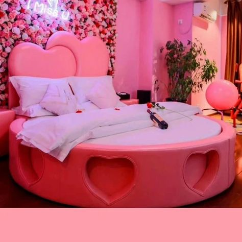 Heart-Shaped round Bed B & B Furniture Light Luxury Hotel Water Bed Boutique Hotel Electric Bed - AliExpress Heart Shape Bed, Heart Shaped Bed, Round Bed, Honeymoon Bed, B&b Furniture, Retro Bedrooms, Water Bed, Round Beds, B & B