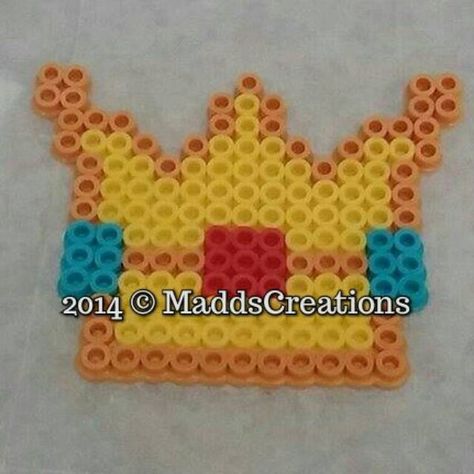 Princess Peach Crown Perler Beads by MadSuzz Princess Peach Crown, Jesse Tree Ornaments, Hamma Beads Ideas, Fuse Bead Patterns, Princesa Peach, Perler Art, Hama Beads Design, Perler Bead Templates, Perler Crafts