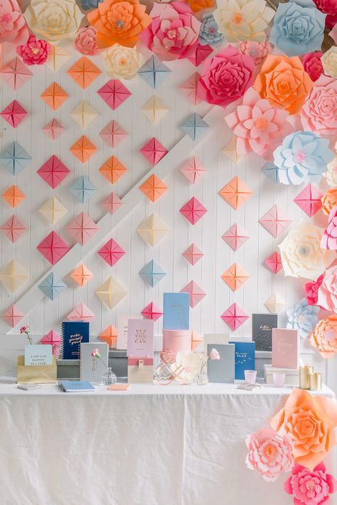 Origami Backdrop, Backdrop Foto, Floral Origami, Origami Installation, Origami Party, Mindful Journal, Pastel Backdrop, Origami Decor, Confirmation Party