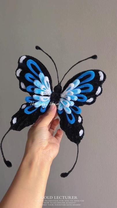 Chenille Stick Crafts, Piper Cleaner Crafts, Butterfly Pipe Cleaner, Fuzzy Wire Crafts, Pipe Cleaner Tutorial, Pipe Cleaner Animals Step By Step, Pipe Cleaner Butterfly, Pipe Cleaner Projects, Fuzzy Wire