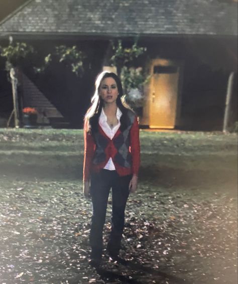 Spencer Hastings Aesthetic Outfit, Spencer Hastings Outfits Preppy, Spencer Hastings Fashion, Spencer Hastings Outfits Season 1, Aria Montgomery Outfits Season 1 Pll, Horror Queen, Spencer Hastings Outfits, Spencer Hastings Style, 23 Style