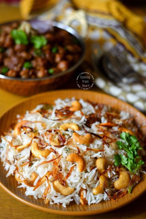 Cashew Pulao Pot Rice Recipe, One Pot Rice Meals, Cashew Recipes, Cooking Basmati Rice, Indian Rice, Pulao Recipe, Cashew Nut, Rice Recipe, Vegan Dishes