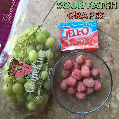 Sour patch grapes.. Super easy healthy treat...can definitely eat more of these than regular grapes...before they got put back in the fridge, the kids, mom and i finished half the bowl-and then we said we need to stop! Sour Patch Grapes, Pregnancy Snacks, Pregnant Girl, Fit Pregnancy, Pregnancy Cravings, Healthy Treat, Diet Snacks, Pregnancy Food, Sour Patch