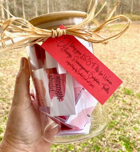 Blessing Jar, Manteo Nc, Blessings Jar, Gifts For Female Friends, Living Your Best Life, Faith Gifts, Clear Glass Jars, Scripture Cards, Encouraging Scripture