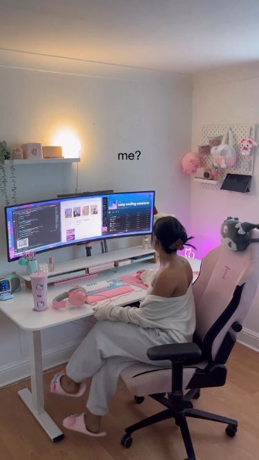 Feminine Pc Setup, Work Computer Setup, Bf Gf Gaming Setup, Pc Gaming And Work Setup, Desk Ideas Dual Monitor, Gaming Set Up In Living Room, Desk Top Setup, Gaming Setup For Women, White And Pink Desk Setup