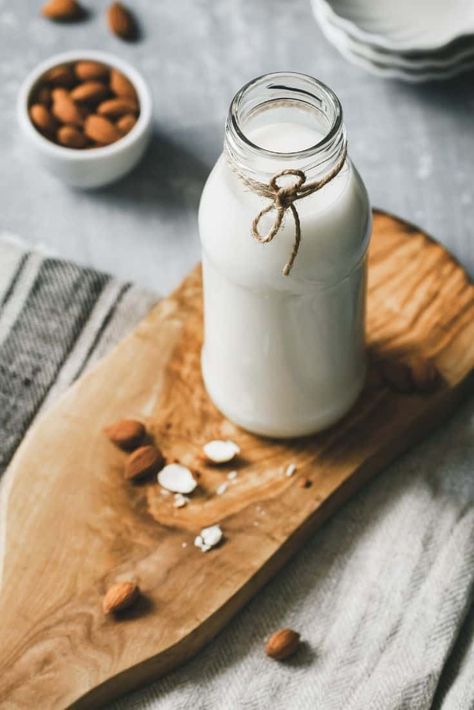 Organic Food Photography, Milk Photography, Homemade Almond Milk, Almond Nut, Vegan Milk, Cake Photography, White Bowl, Food Drink Photography, Photography Canon