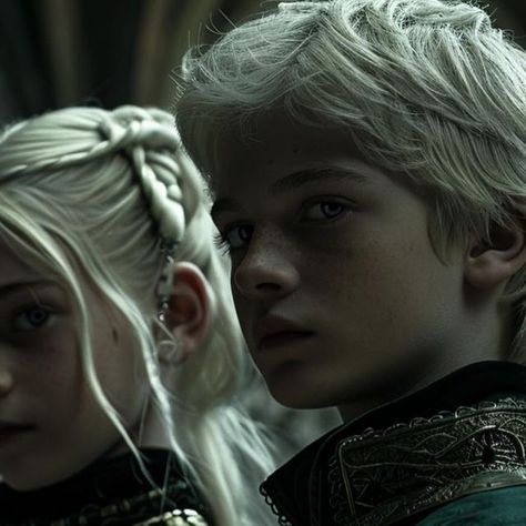 Targaryen Twins, Maelor Targaryen, Targaryen Children, Targaryen Child, Aegon Aemond Helaena, Aemond Targaryen And Vhagar, Jaehaerys Targaryen Son Of Aegon Ii, Young Aegon Targaryen Ii, Breathing Fire