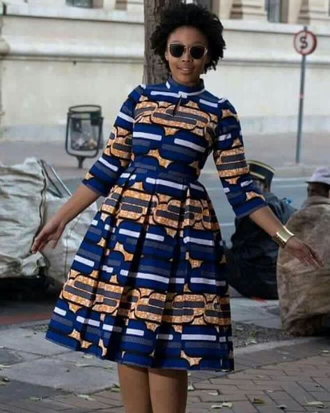 Kitenge Dress, Fashion Design Inspiration, Kitenge Designs, Kitenge Fashion, Ankara Gowns, Ghanaian Fashion, Short Dress Styles, Afrikaanse Mode, African Fashion Ankara