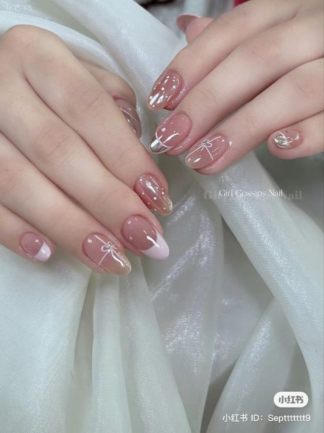 Nail Art Simple Elegant Natural, Nail Art Simple Elegant, Nail Burgundy, Nail Neutral, Nude Nail Design, Nail Design Gold, Nail Elegant, Nail Silver, Nail Purple