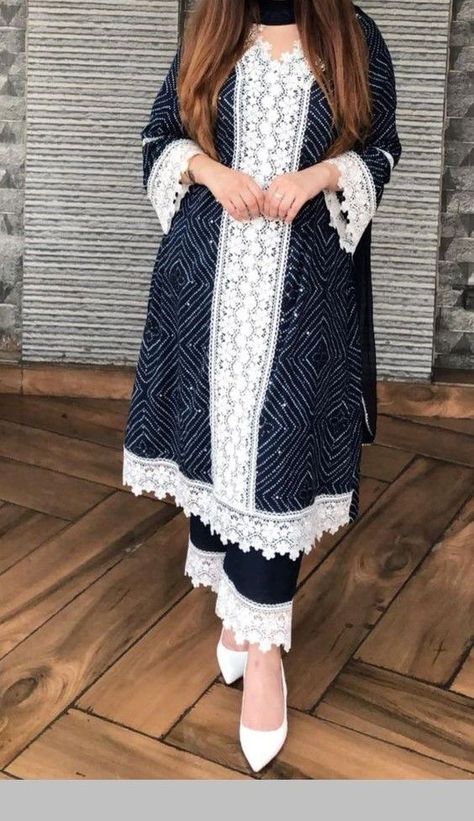 Lace Pattern Dress Indian, Lace Design On Suits Latest Pakistani, Pakistani Pattern Dresses, Pakistani Lace Suits Party Wear, Pakistan Suit Designs, Lace Dress Designs Pakistani, Pakistani Suit Pattern, Lace Pattern Kurti, Pakistani Lace Kurtas