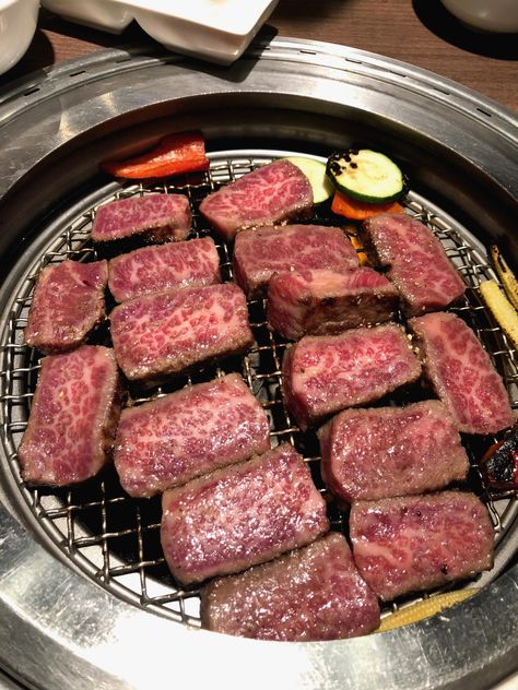 [I ate] Korean BBQ Wagyu beef Beef Aesthetic Food, Wagyu Aesthetic, Korean Bbq Aesthetic, Beef Aesthetic, Short Ribs Recipe Oven, Korean Beef Ribs, Korean Bbq Short Ribs, Wagyu Beef Recipe, Bbq Korean