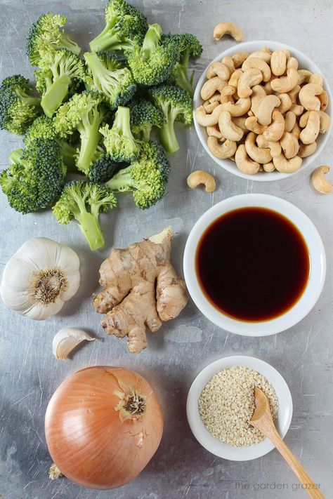 Broccoli Cashew Stir-Fry (Easy!) - The Garden Grazer Broccoli Cashew Stir Fry, Cashew Stir Fry, Stir Fry Vegan, Broccoli Cashew, 1800 Calorie Meal Plan, Garden Grazer, Cashew Recipes, Easy Broccoli, Chicken Breast Recipes Baked