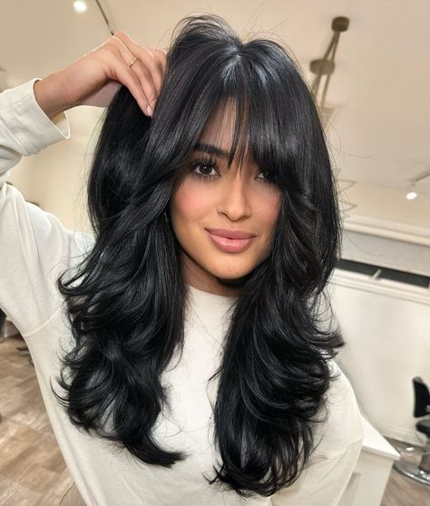 Black Hair Types, Butterfly Haircut, Haircuts For Long Hair With Layers, Hair Tint, Layered Haircuts For Medium Hair, Long Layered Haircuts, Peinados Fáciles Para Cabello Corto, Long Cut, Haircuts For Medium Hair