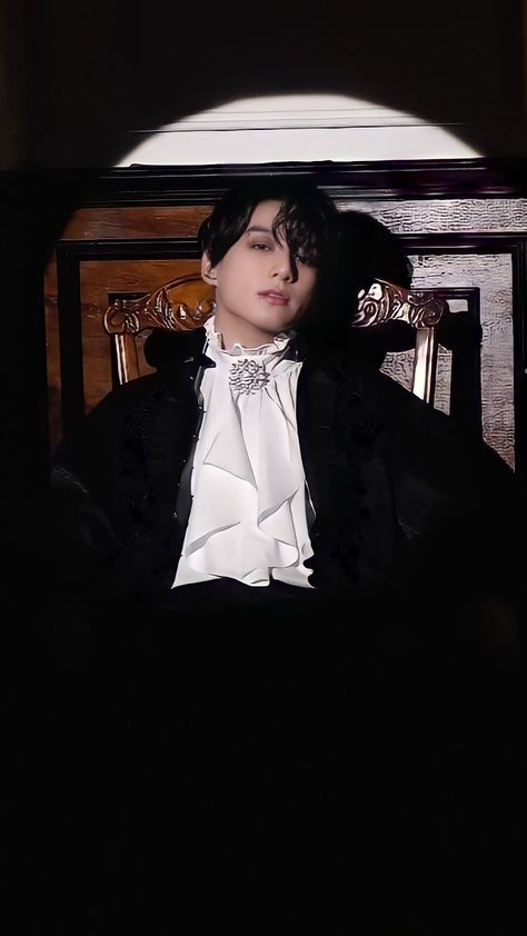 Vampire Photoshoot, Jeongguk Jeon, Royal Prince, Jeon Jungkook Photoshoot, Aesthetic Videos For Edits Love, Foto Jungkook, Asian Boys, Aesthetic Videos, Bts Photo