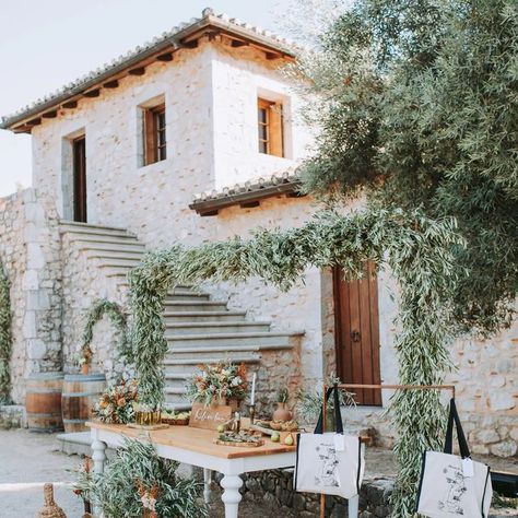 Your Lefkada Wedding planner on Instagram: "Our Americal-Greek couple's elegant rustic welcome dinner took place at the picturesque winery of Lefkada 🌿 Planning&styling @yourlefkadawedding team #lefkadaweddingvenue #vineyardwedding #weddingplanninglefkada #lefkadaweddingplanner #lefkadaphoto #lefkada #yourlefkadawedding #lefkadawedding #weddinginbitation #lefkadaphotoandvisualdesign #weddinginlefkas #weddinginlefkada #destinationwedding #lefkadaweddingphotograpy #weddingingreece #spiritoflefka Greek Style Wedding, Tuscany Wineries, Winery Wedding Decorations, Rustic Winery Wedding, Vineyard Wedding Decor, Rustic Winery, Rustic Italian Wedding, Italian Vineyard, Welcome Dinner