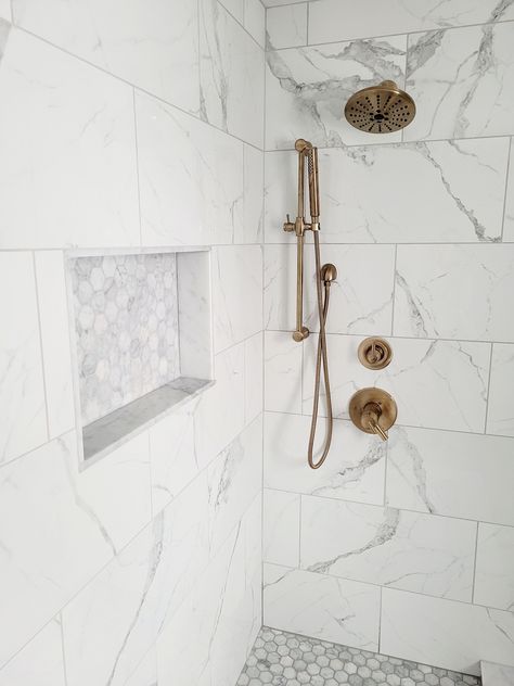 Tile For Shower Walls, Tile Niche, White Marble Tile Bathroom, White Marble Shower, Hexagon Tile Bathroom, Marble Shower Walls, Marble Shower Tile, White Tile Shower, Porcelain Tile Bathroom