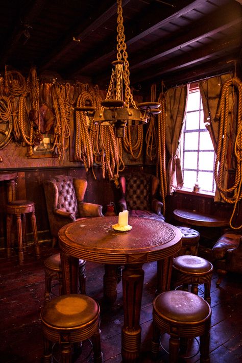 Pirate Bar Aesthetic, Pirates Restaurant Interior Design, Pirate Themed Restaurant, Western Restaurant Interior, Pirate Tavern Aesthetic, Pirate Interior, Pirate Ship Interior, Tavern Party, Steampunk Restaurant