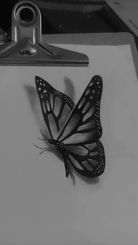 Drawing Inspo Butterfly, Butterfly Charcoal Drawing, Sketch Book Ideas Aesthetic Human, Art Sketches Butterfly, Black And White Butterfly Drawing, Charcoal Art Easy, Pencil Shading Drawings, Shading Painting, Easy Charcoal Drawings