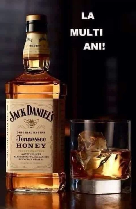 Jack Daniels Tennessee Honey, Jack Daniels Drinks, Jack Daniels Honey, Honey Whiskey, Vodka Wine, Tennessee Honey, Whiskey Girl, Coffee With Alcohol, Dont Drink And Drive