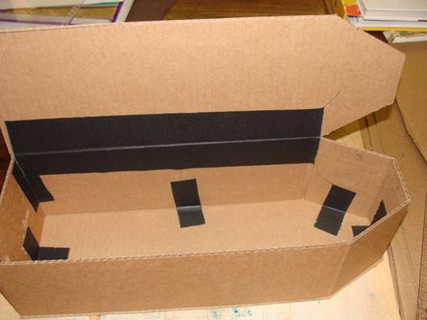 Black Color Meaning, Vampire Doll, Coffin Shelf, Pen Craft, Coffin Box, Halloween Coffin, Diy Halloween Projects, Diy Cardboard, Painted Pots