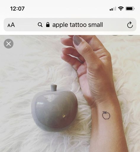 Tiny Apple Tattoo, Apple Tattoo Ideas, Teaching Tattoos, Tattoo Apple, Apple Tattoos, Teacher Tattoo, Dreamer Tattoo, Teacher Tattoos, Apple Tattoo