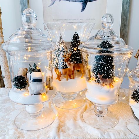 White Christmas Decorating Ideas Winter Wonderland Table Decorations, Winter Wonderland Mantle Ideas, Winter Decor Centerpiece, Snowy Centerpiece Ideas, Winter Forest Centerpiece, Baby Its Cold Outside Centerpiece, Winter Terrarium Ideas, Winter Wonderland Brunch Party Ideas, Let It Snow Christmas Party