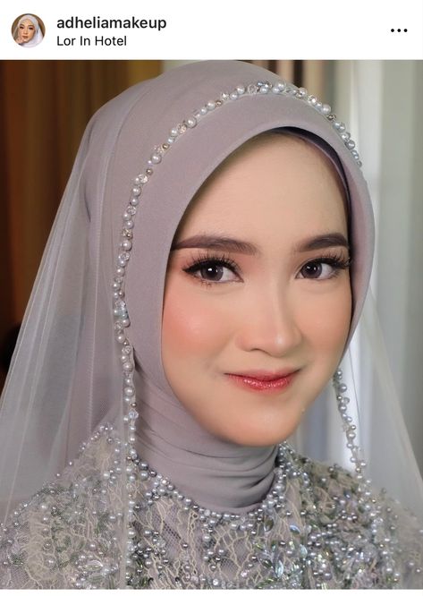 Makeup artist , makeup wedding indonesia Hijab Style Photo, Hijab Wedding Makeup, Make Up Akad Nikah Hijab, Make Up Wedding Hijab, Veil Wedding Hijab, Wedding Makeup Hijab, Hijab Do Wedding, Make Up Pengantin Hijab, Hijab Headpiece