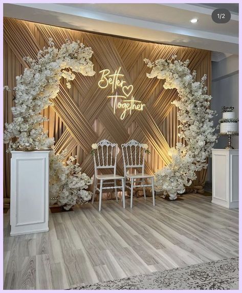 Elegant Wedding Backdrop Receptions, Wedding Stage Decorations Simple, Elegant Backdrop Ideas, Dekor Engagement Simple, Engagement Decorations Backdrop, Wedding Stage Design Simple, Decor Tunangan, Nikkah Backdrop, Floral Stage Decor