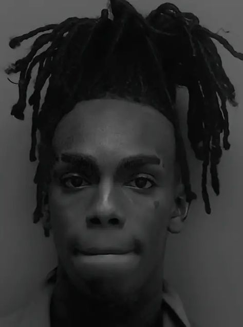 Black And White Mugshots, Mug Shot Pfp, Franchise Mugshot Pfp, Mug Shots Aesthetic, Mugshot Pfp, Celebrity Mugshots, Rap City, Bronx Rappers, Ynw Melly