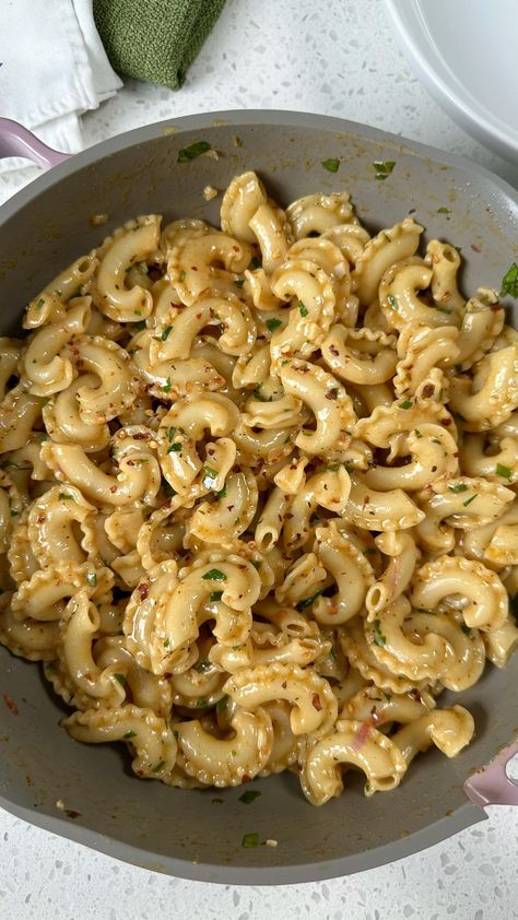 Cowboy Butter Pasta | Provecho Cowboy Butter Noodles, Cowboy Butter Pasta, Corkscrew Pasta Recipes, Fancy Pasta Dishes, Brown Butter Pasta, Cowboy Pasta, Cowboy Recipes, Fast Pasta, Butter Sauce For Pasta