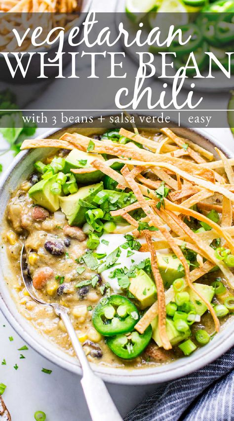 Vegetarian White Bean Chili, Chili Recipe Vegan, Vegan White Bean Chili, White Bean Chili Vegetarian, Vegetarian White Chili, White Bean Chili Recipe, White Chili Recipe, White Bean Chili, Vegetarian Chili Recipe