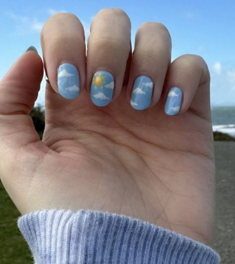 Baby blue nails with clouds and sun Cute Cloud Nail Art, Blue Cloud Nails Short, Sun And Cloud Nails, Blue Cloud Nail Designs, Blue Nails Clouds, Blue Nails With Clouds, Blue Cloud Nails, Sun Nails Design, Nails Clouds