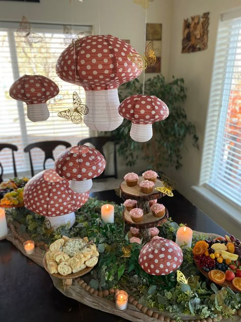 Cottage Core Gender Reveal, Mushroom Woodland Party, Woodland Tea Party Birthday, Cottage Core Decorations Party, Woodland Fairy Baby Shower Ideas, Mushroom Garden Party, Cottagecore Birthday Theme, Mushroom Bday Party, Fairy Core Decoration Party