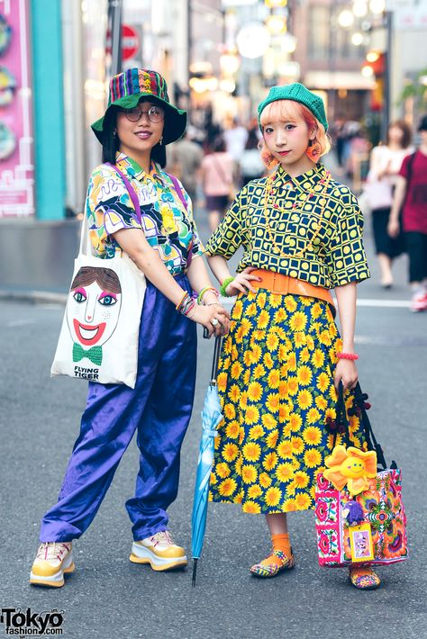 Harajuku Girls in Colorful Street Styles w/ San-Biki No Koneko, Grapefruit Moon, Flying Tiger, Kinji Harajuku Mismatch Clothes, Harajuku Style Outfits, Colorful Street Style, Harajuku Girl, Japan Fashion Street, Harajuku Fashion Street, Harajuku Girls, Flying Tiger, Tokyo Street Style