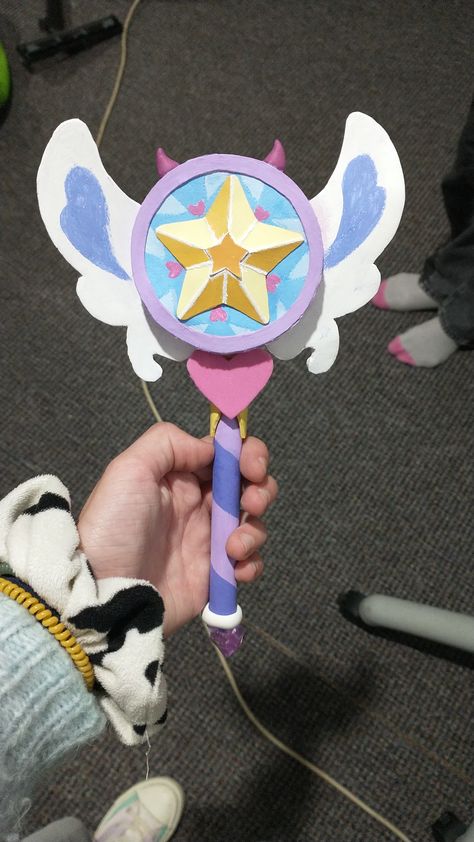 Svtfoe Star vs the Forces of Evil Star Butterfly's wand season 3 diy Star Vs Forces Of Evil Painting, Hot Glue Butterfly, Stars Vs The Forces Of Evil, Star Vs Forces Of Evil Wand, Foam Clay Diy, Star Wand Diy, Air Dry Clay Ring, Air Dry Foam Clay, Svtfoe Star