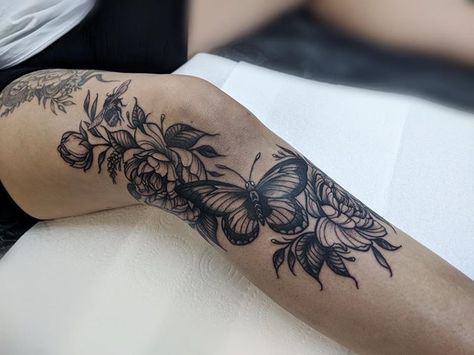 Butterfly Thigh Sleeve Tattoo, Knee And Shin Tattoo, Leg Sleeve Filler Ideas Women, Lower Shin Tattoo For Women, Leg Tattoo Placement Ideas, Girly Leg Tattoos, Large Leg Tattoos For Women, Floral Calf Tattoo, Shin Tattoo Womens