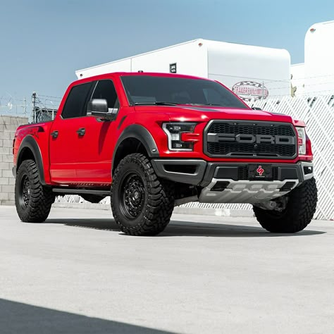 Ford F150 - Red fabulous car 4x4 Ford Ranger, Ford F 150 Raptor, Ford Trucks F150, Ford F150 Raptor, Ford Mustang Car, Best Car Insurance, Latest Car, Ford Raptor, Car Ford