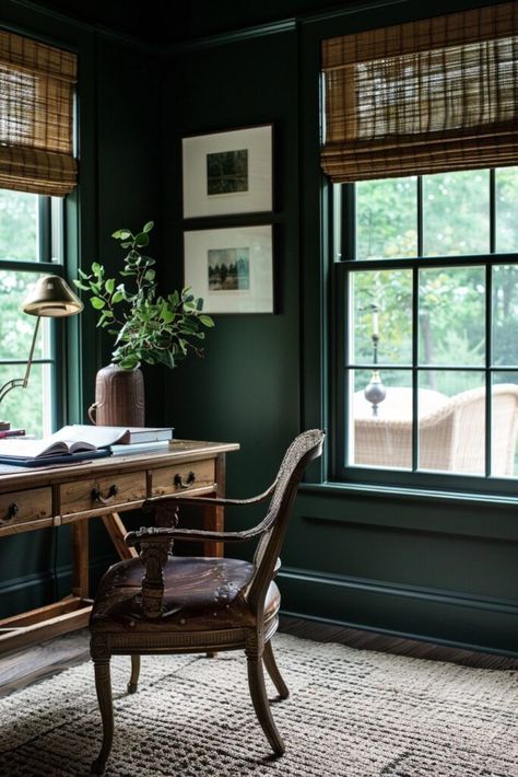 Green Office Walls, Dark Color Schemes, Dark Green Office, Masculine Home Office Ideas, Feminine Home Office, Green Home Offices, Masculine Home, Home Office Dark, Masculine Home Office