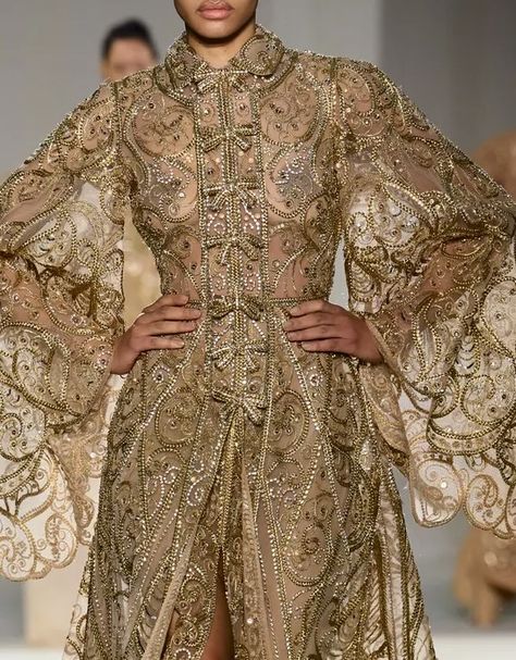 Couture Spring 2023, Elie Saab Designer, Haute Couture Fabric, Couture Fabric, Egg Shell Art, Ellie Saab, Elie Saab Couture, Beautiful Cross Stitch Pattern, Haute Couture Dresses