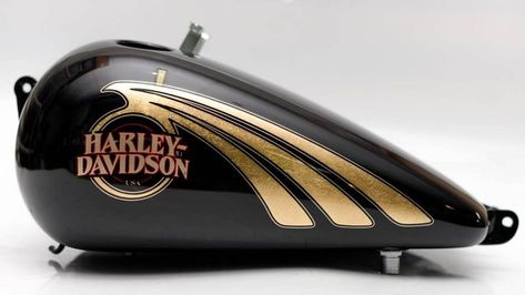 Harley Tank Design, Motorcycle Tank Design, Tank Artwork, Harley Davidson Motorcycles Dyna, Gold Motorcycle, Gas Tank Paint, Custom Motorcycle Paint Jobs, Sportster Motorcycle, Paint Bike