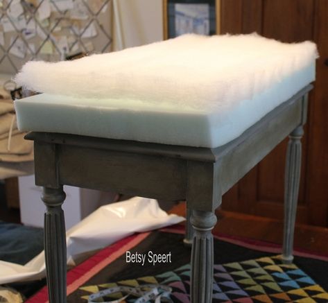 Betsy Speert's Blog: Adding an Upholstered Top to a Hard Bench Upholstered Bench Diy, Diy Dining Bench, Dining Bench Diy, Vanity Bench Seat, Dining Bench With Storage, Upholstered Bench Seat, Old Benches, Padded Bench, Bench Seat Covers