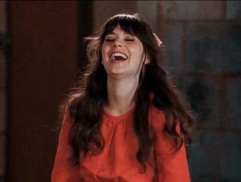 Pfp Icons Aesthetic, Zooey Deschanel Hair, Jess Day, Jess New Girl, French Girl Aesthetic, Jake Johnson, Jessica Day, Manic Pixie Dream Girl, Girls Thanksgiving