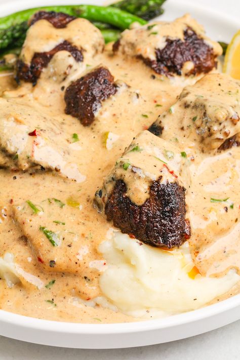 Garlic Butter Steak Bites Best Fall Recipes, Butter Cream Sauce, Garlic Butter Steak Bites, Butter Steak Bites, Buttery Mashed Potatoes, Garlic Steak, Butter Steak, Parmesan Cream Sauce, Creamy Garlic Chicken